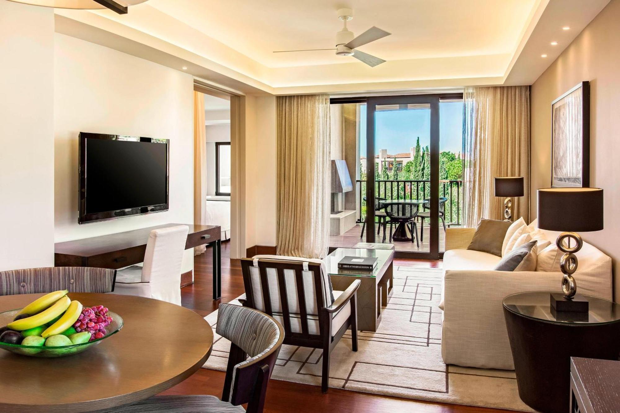 The Romanos, A Luxury Collection Resort, Costa Navarino 5* Romanos (Messenia)